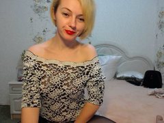 SimonaPretty - blond female webcam at ImLive