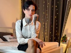 Simona_Rain - shemale with black hair webcam at ImLive