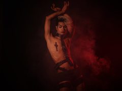 SkinnySarahi69 from ImLive