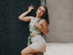 SofiMeza - female with brown hair and  small tits webcam at ImLive