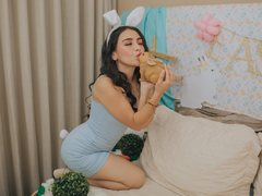 SofiMeza - female with brown hair and  small tits webcam at ImLive