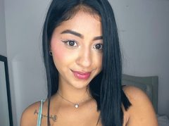 SofiaLara02 - female with black hair and  small tits webcam at ImLive