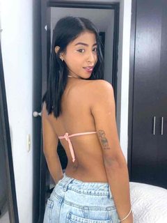 SofiaLara02 - female with black hair and  small tits webcam at ImLive