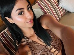 SofiaLara02 - female with black hair and  small tits webcam at ImLive