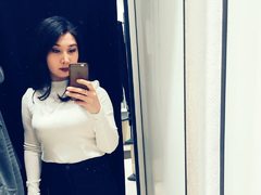 SoftLaGirl from ImLive