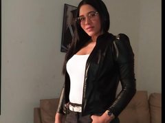 SophiaSparks - female with black hair webcam at LiveJasmin