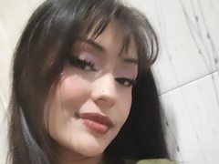 Sophie_Joli from ImLive