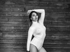 aTattooedCutie - female with brown hair and  big tits webcam at LiveJasmin