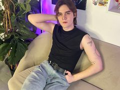 StanMiddle - male webcam at LiveJasmin