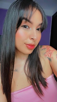 StefaniaGarcia - female webcam at ImLive