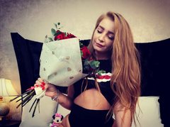 AlleBlake - female with brown hair webcam at ImLive