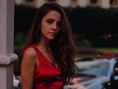 SugarFox - female with brown hair and  big tits webcam at ImLive