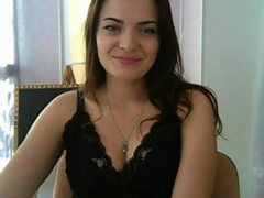 SweetHappyLady - female with brown hair webcam at ImLive