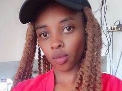 SweetLexxy - blond female with  big tits webcam at ImLive