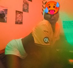 SweetTSweet - male webcam at ImLive