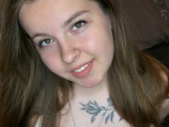SweetXhoneyX from ImLive