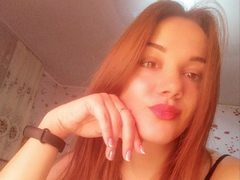 Sweetgirl13 from ImLive
