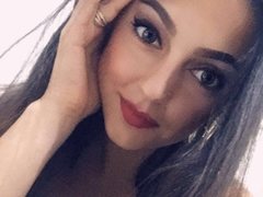 SweetyJam - female with black hair and  big tits webcam at ImLive