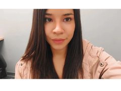 sweetcaroline1199 - female webcam at ImLive