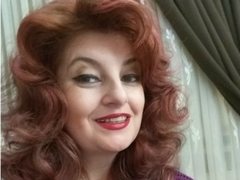 sweetkarina72 - female with brown hair and  big tits webcam at ImLive