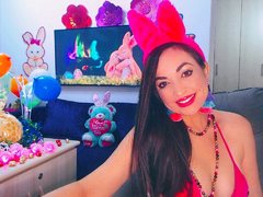 sweetkissbrazil - blond female with  big tits webcam at ImLive