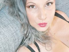 sweetylisaxxx from ImLive