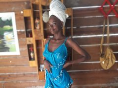 Tallgirl_18 from ImLive