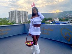 TaraSantana from LiveJasmin