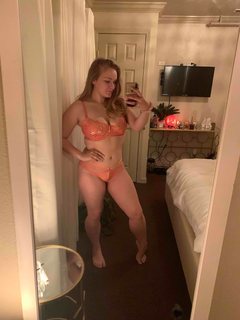 TheMiaAmore - blond female with  big tits webcam at ImLive