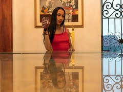 thamarar5129 - shemale with black hair webcam at ImLive