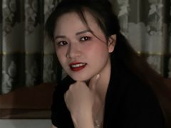 Tinana21 - female webcam at ImLive