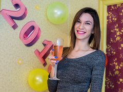 TinyJoyce - blond female with  small tits webcam at LiveJasmin