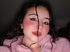 Tiny_Lovee - blond female webcam at ImLive