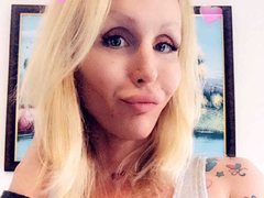 CandyXSurprise - blond shemale with  big tits webcam at ImLive