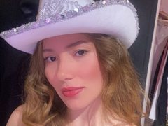 ValeryFranco - blond female with  big tits webcam at LiveJasmin