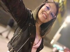 ValeryMoonsX from ImLive