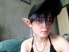 Vasilisav - female with black hair webcam at ImLive