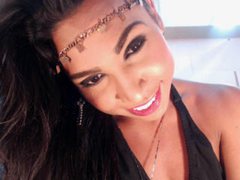 Litzyxx - shemale with brown hair webcam at ImLive