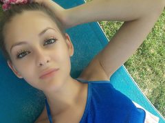 Velma_Dinkley - female webcam at ImLive