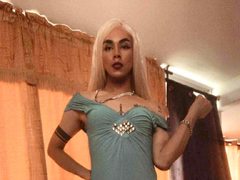 VenusSantana - blond shemale webcam at ImLive