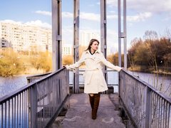 VictoriaCake - female with brown hair webcam at xLoveCam