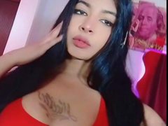 violeth7774 - shemale with brown hair webcam at ImLive