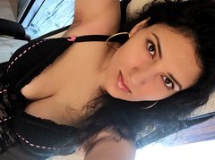 VirtualChocolat - blond shemale with  small tits webcam at ImLive