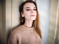 VivianDavis - female with brown hair and  big tits webcam at LiveJasmin
