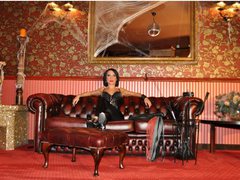 WandaDomme - female with black hair and  small tits webcam at LiveJasmin