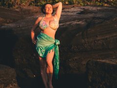 WebActress - female with black hair and  big tits webcam at LiveJasmin