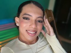 WinnyBarness532 - shemale webcam at ImLive