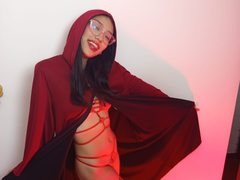 XdoomiilypaX69 - female webcam at ImLive