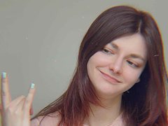 Xena_Exclusive - female with brown hair webcam at ImLive