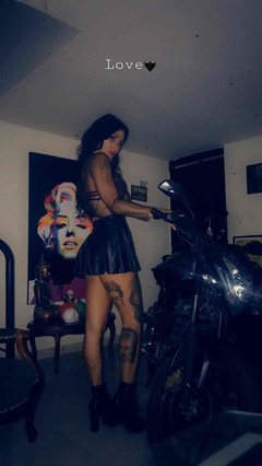 XGreatPlayful - shemale with brown hair and  small tits webcam at LiveJasmin